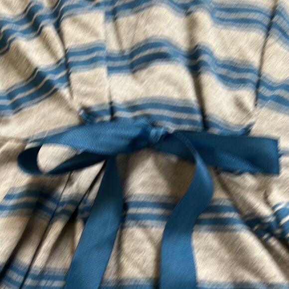 American rag gray and blue tie T-shirt with pockets size medium  - Picture 5 of 8